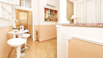 Domus Via Veneto Bed & Breakfast Rome