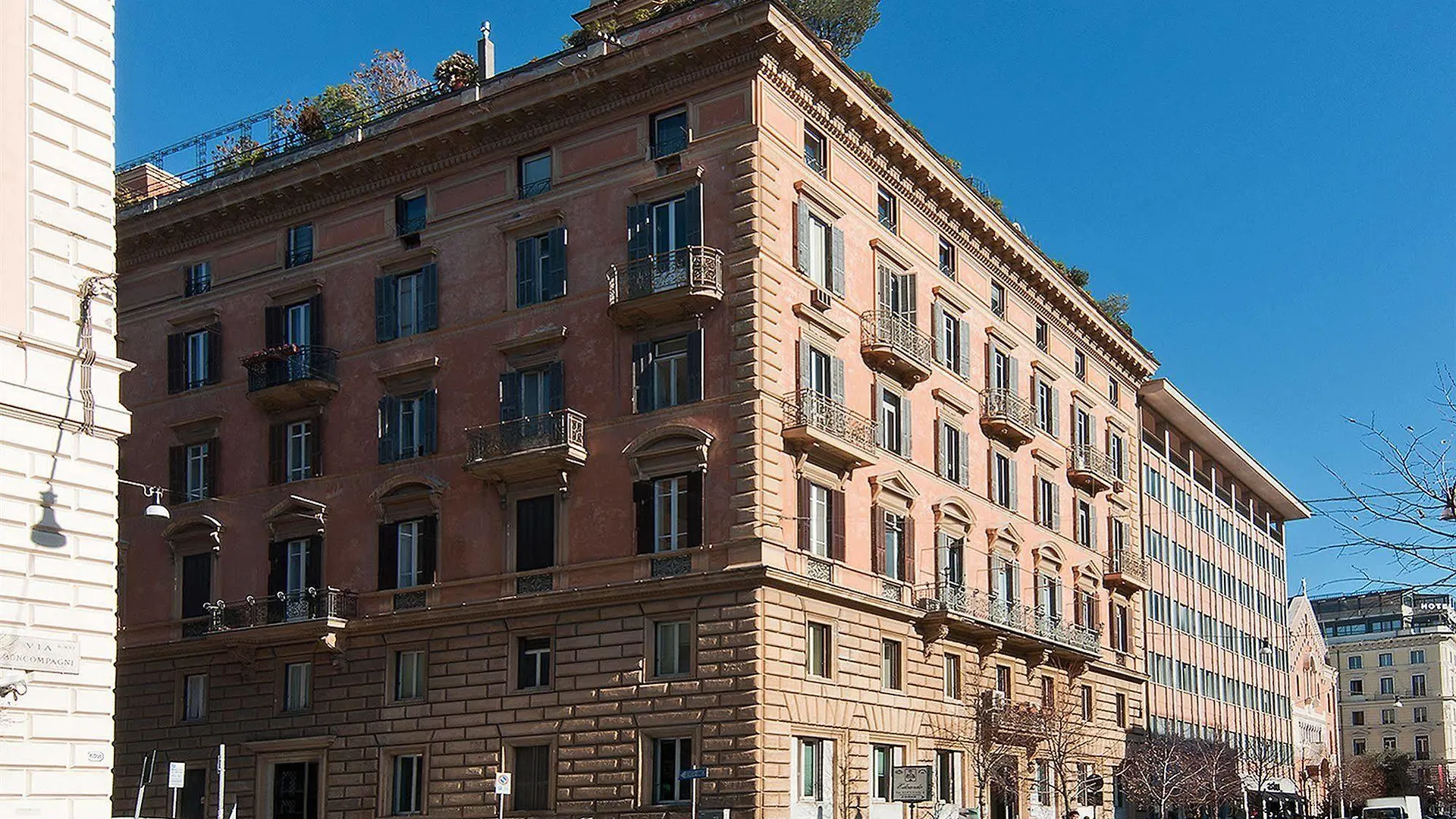 **  Domus Via Veneto Panzió Róma Olaszország