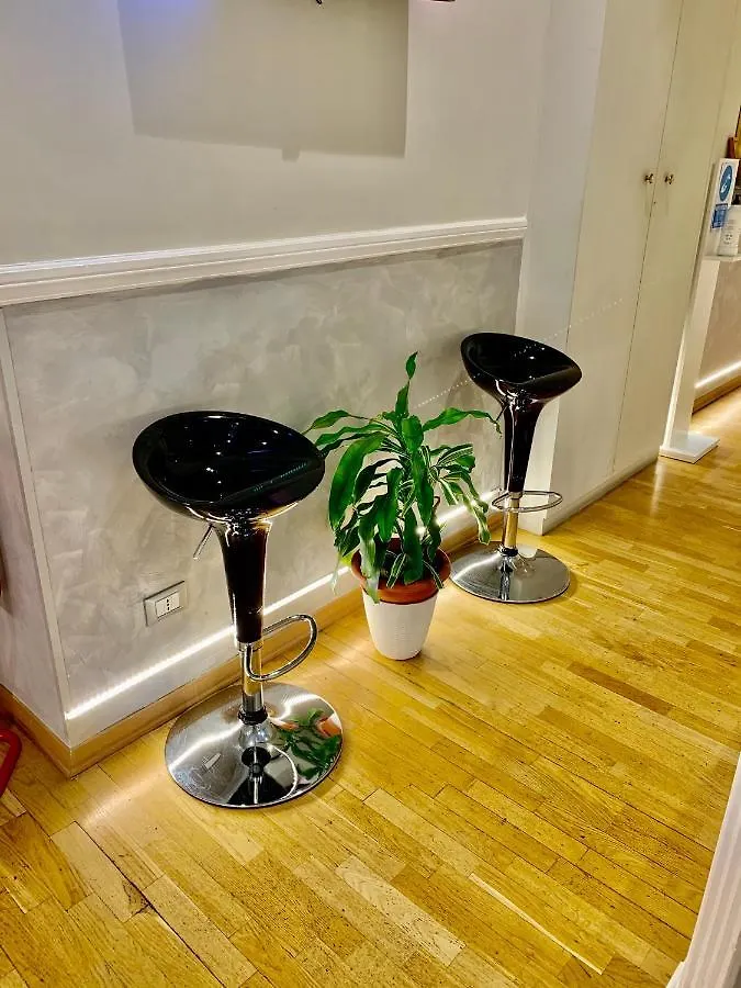 Nocleg ze śniadaniem Bed and Breakfast Domus Via Veneto Rzym