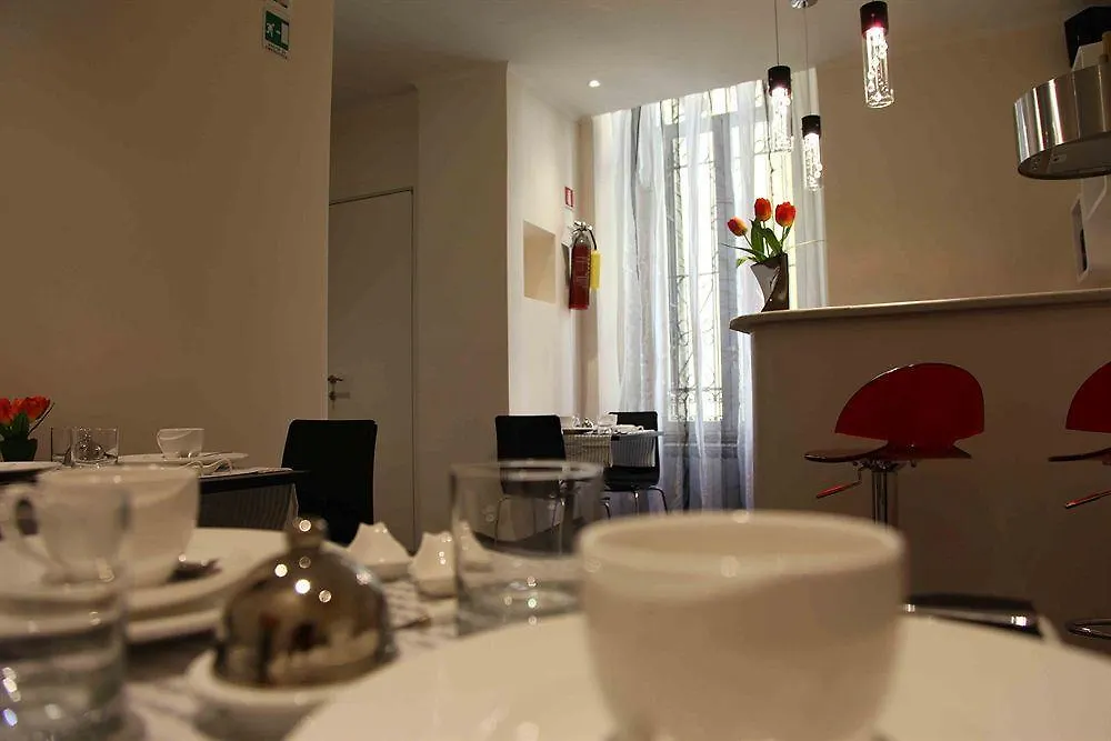 Bed and Breakfast Domus Via Veneto Rzym 2*,  Włochy