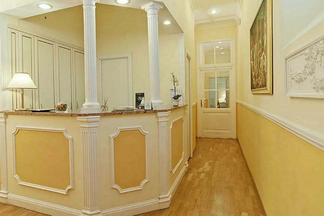 Bed and Breakfast Domus Via Veneto Rzym