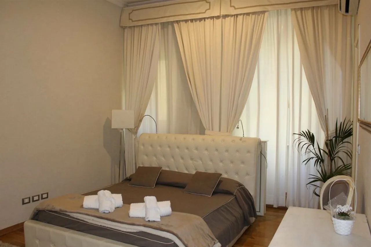 Bed and Breakfast Domus Via Veneto Rzym Włochy
